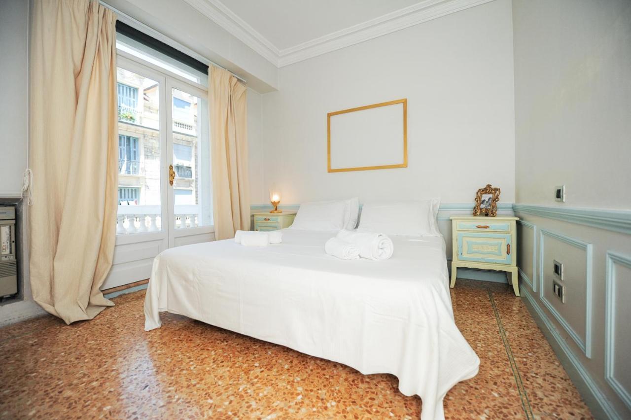 Appartamento Le Royal Res. Negresco Five Stars House *